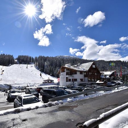 Ville Golf & Ski Madonna 外观 照片